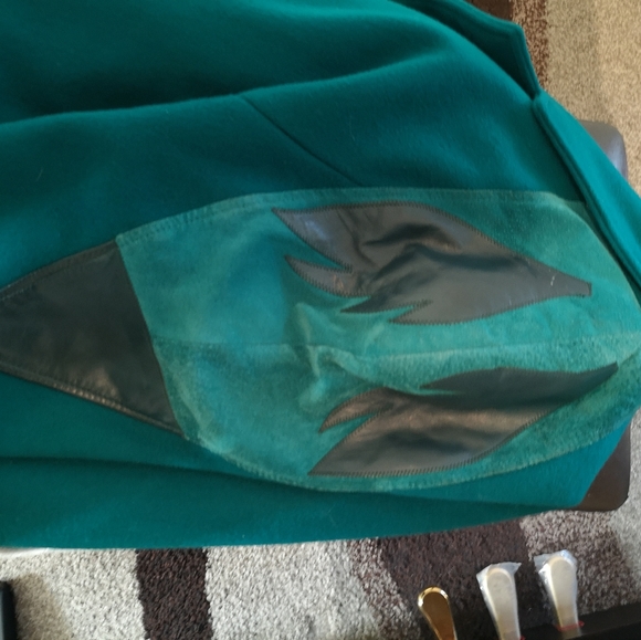 Unique Vintage Jacket - Picture 4 of 4